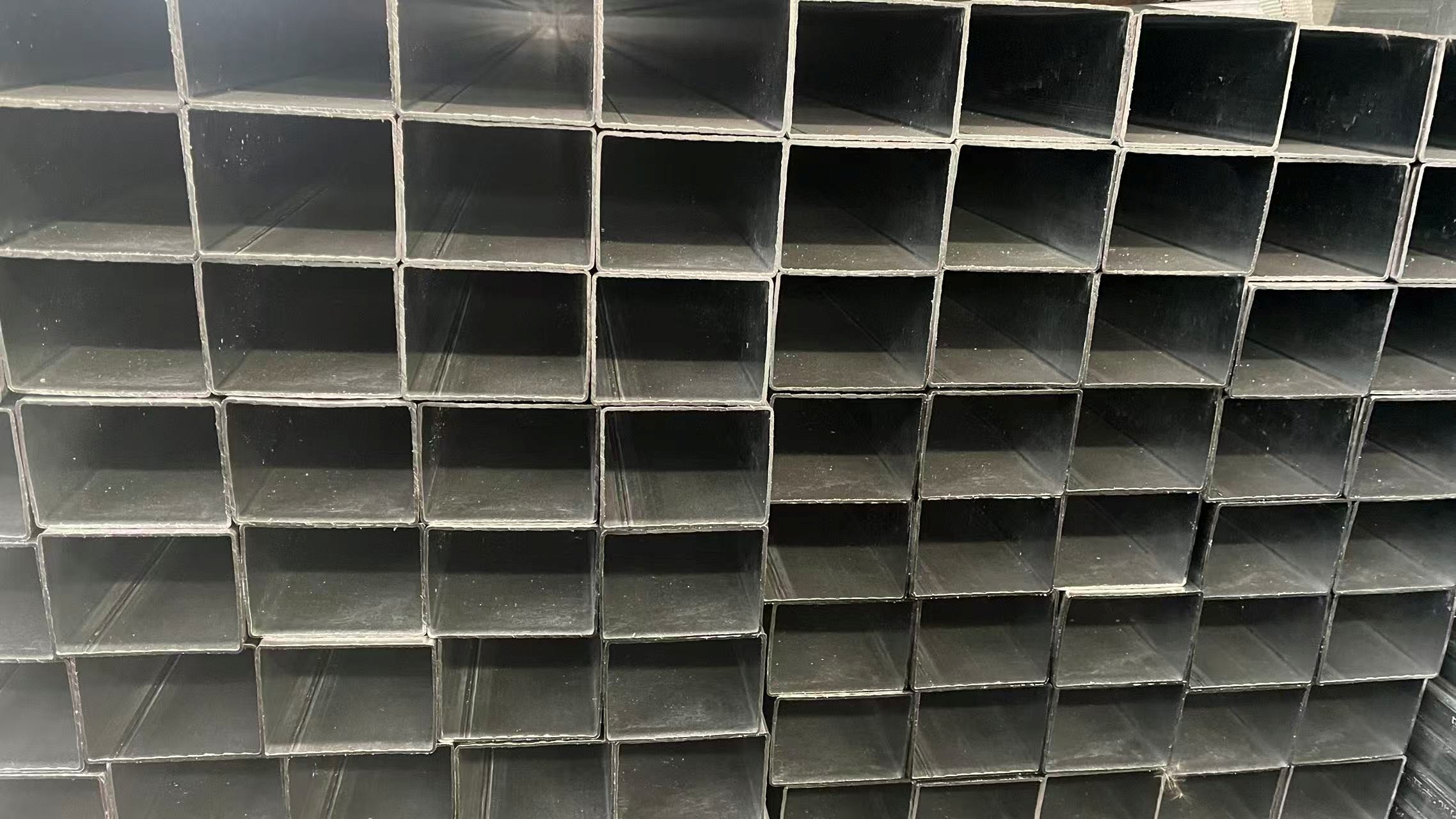 60 × 80 mm Galvanized Rectangular Tube