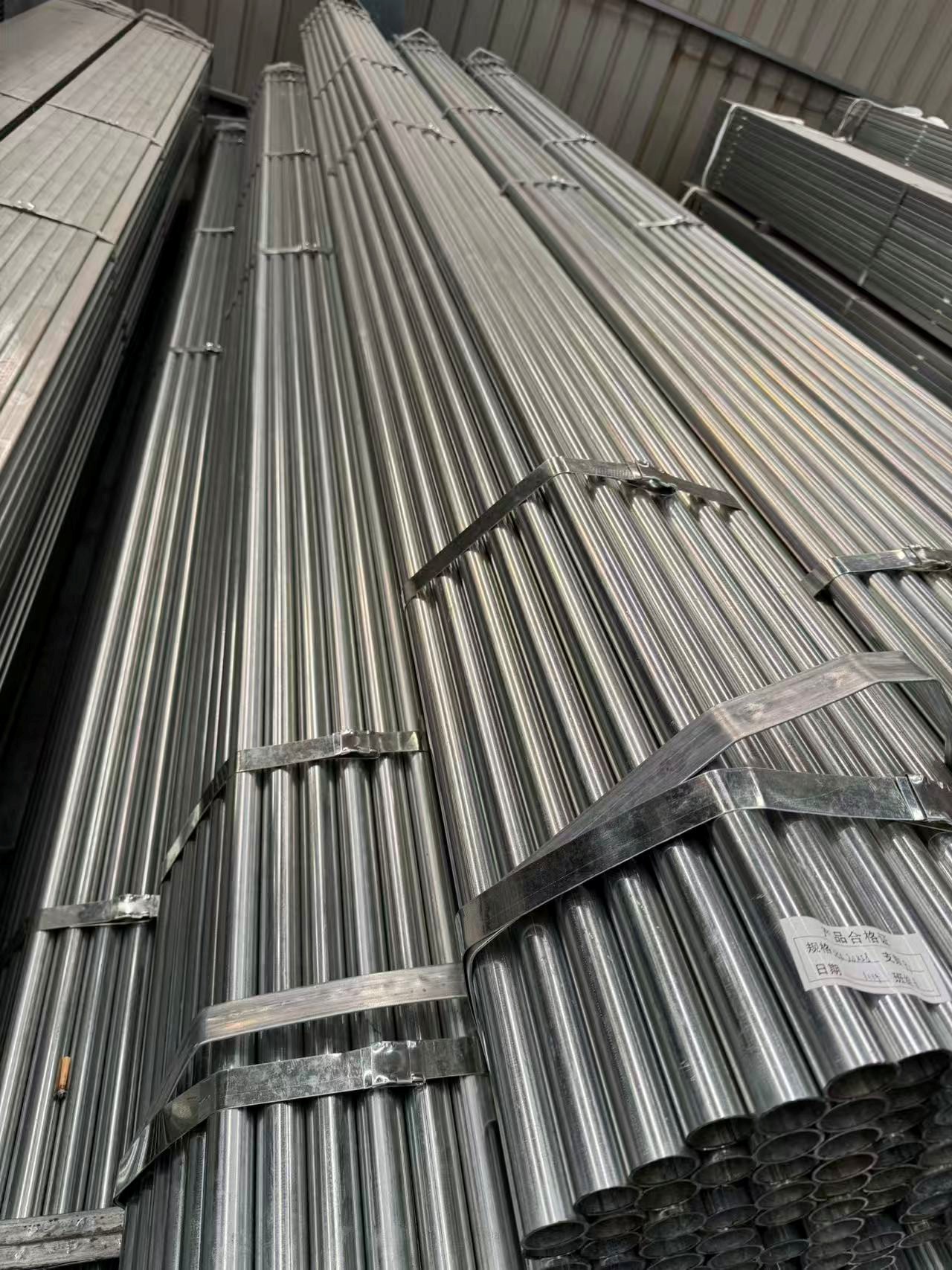 38 mm Galvanized Round Pipe